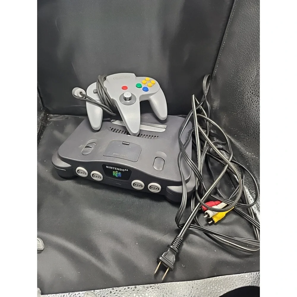 Nintendo 64 Console Bundle — 1 Controller, Power, AV